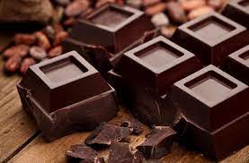 Dark chocolate pieces